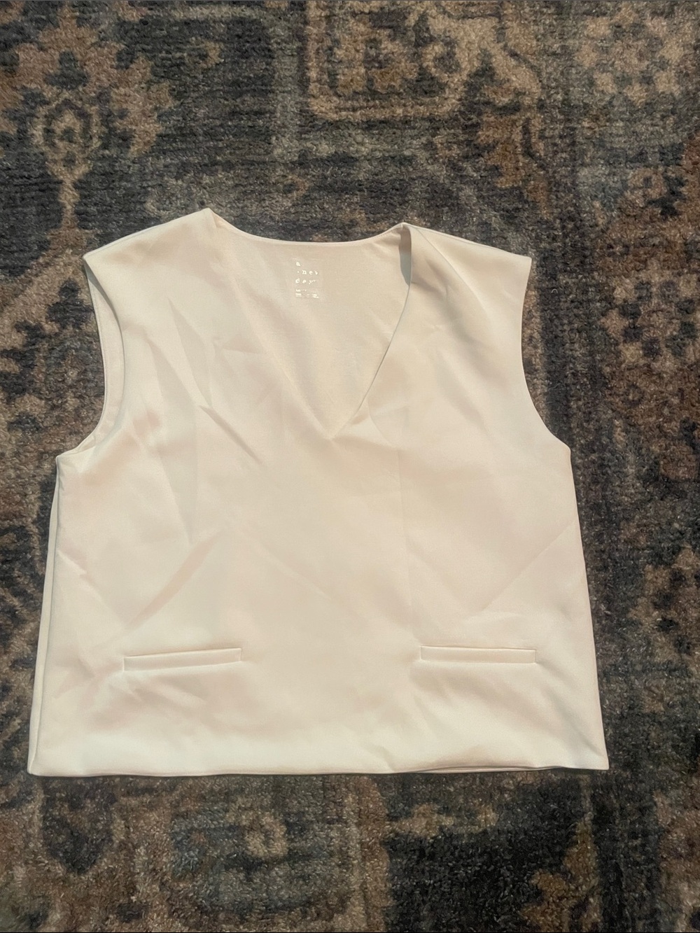 a new day Cream V-Neck Sleeveless Shell Top